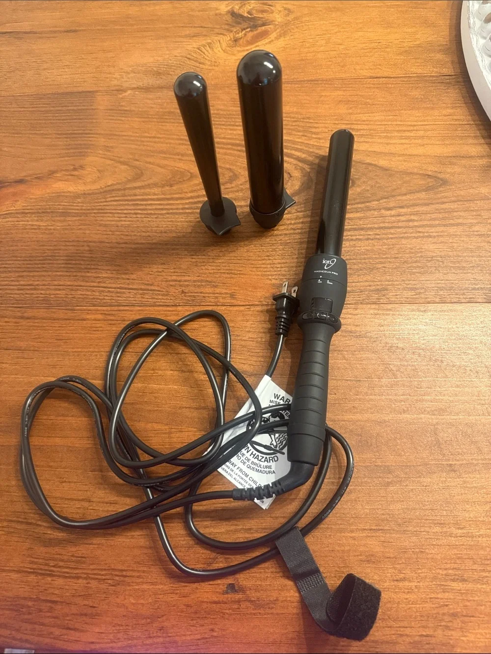 3-Piece Black Interchangeable Curling Wand Set for Women